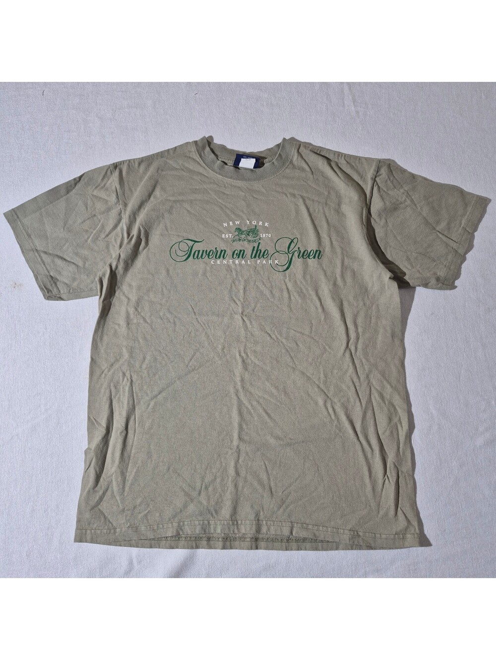 Vintage Tavern on the Green L Large Central Park NYC T-shirt olive